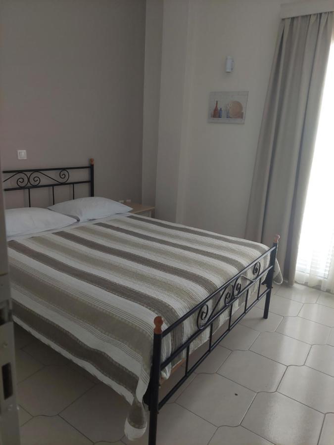 Alkyon Hotel Kamári 외부 사진