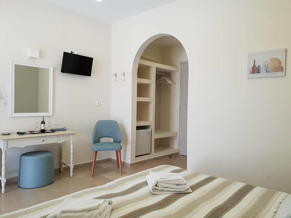 Alkyon Hotel Kamári 외부 사진